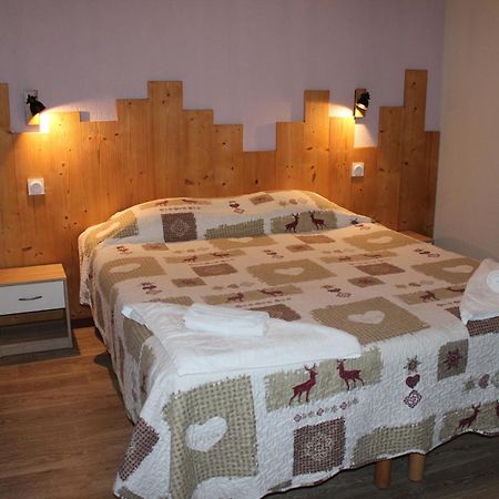 Gîte Châtel Ngoại thất bức ảnh